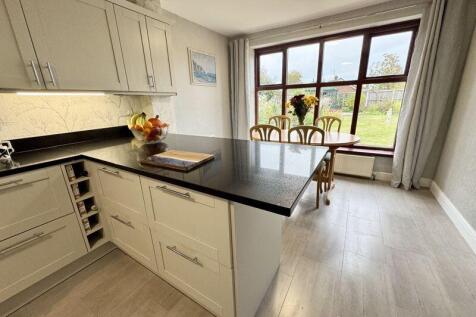 Open Plan Dining Kitchen