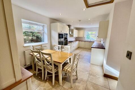 Open Plan Dining Kitchen