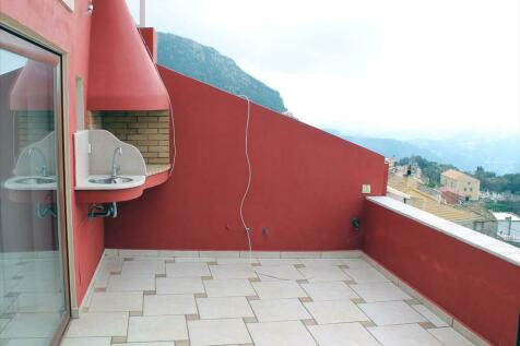 Detached house 240 m² in Corfu - 1