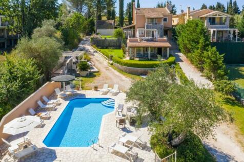 Villa 300 m² in Corfu - 56