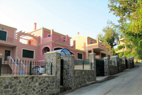 Detached house 440 m² in Corfu - 1