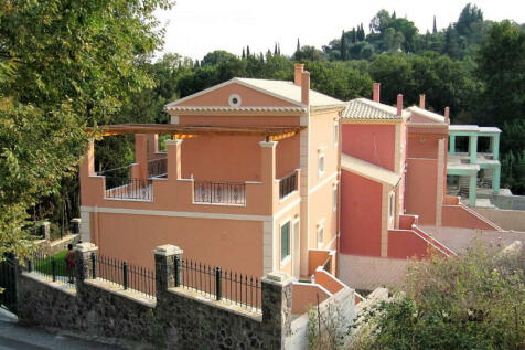 Detached house 440 m² in Corfu - 2