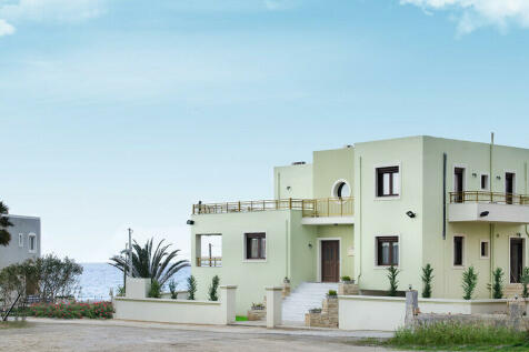 Villa 300 m² in Crete - 1