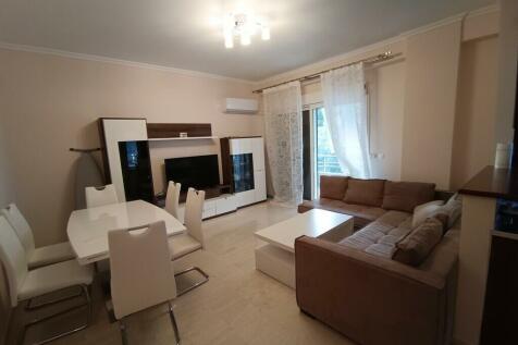 Flat 82 m² in Athens - 1