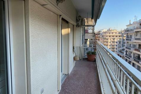 Flat 135 m² in Thessaloniki - 1