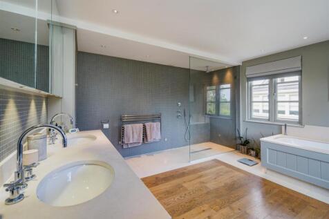 Master Ensuite