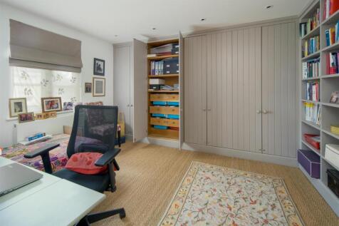 Office / Bedroom 4