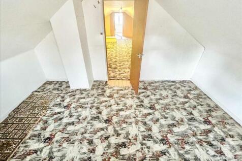Loft Room 2
