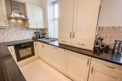 Kitchen / Dining