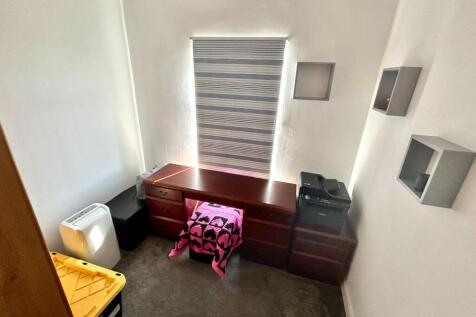 BED 3.JPG