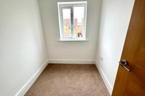 bed 3.JPG