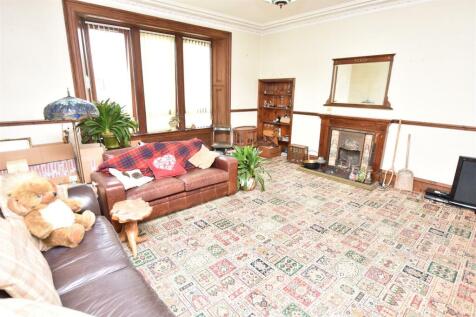 open plan living area - lounge  2.JPG