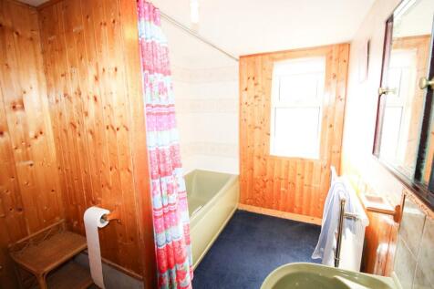 BATHROOM (2)-2.jpg