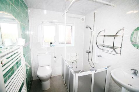 SHOWER ROOM (2)-2.jpg