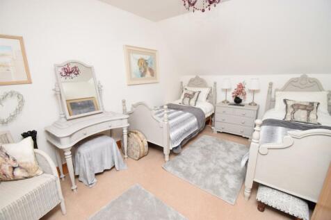 BEDROOM THREE-2.jpg
