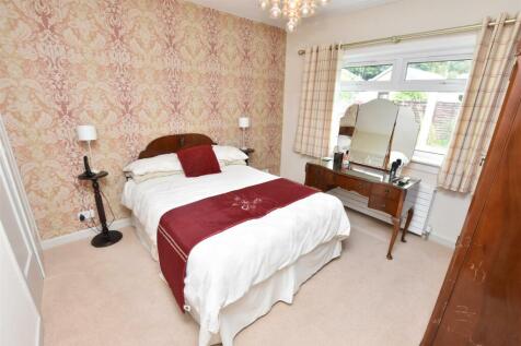 BEDROOM ONE.JPG