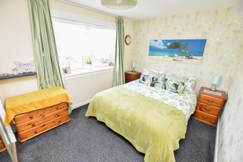 BEDROOM TWO-2.jpg