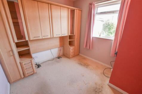 BEDROOM-2.jpg