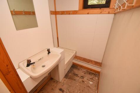 SHOWER ROOM TWO