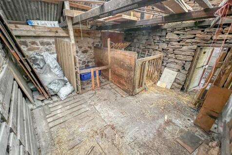 BARN-2.jpg