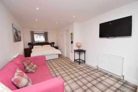 ANNEX BEDROOM (2).JPG