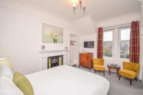 BEDROOM THREE (2).jpg