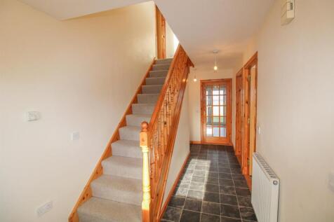 ENTRANCE HALL.jpg