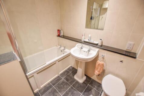 BATHROOM-2.jpg