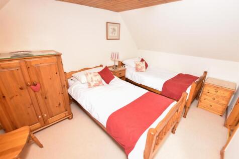 BEDROOM TWO.jpg