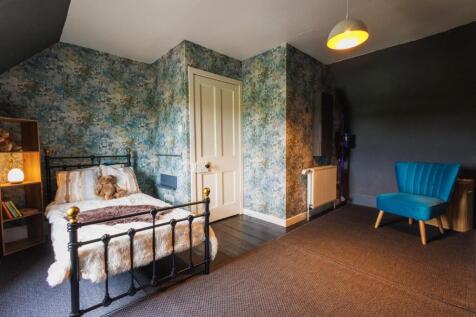 FIRST FLOOR BEDROOM TWO 2.JPG