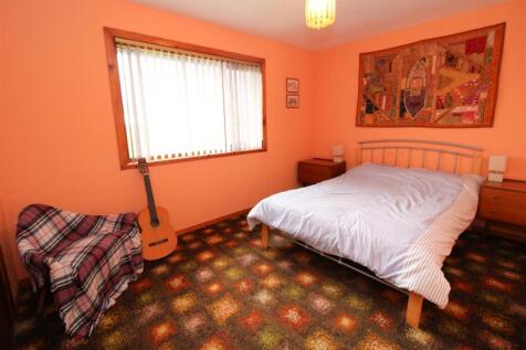 BED ONE-2.jpg