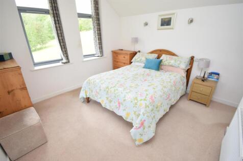 BEDROOM ONE.JPG