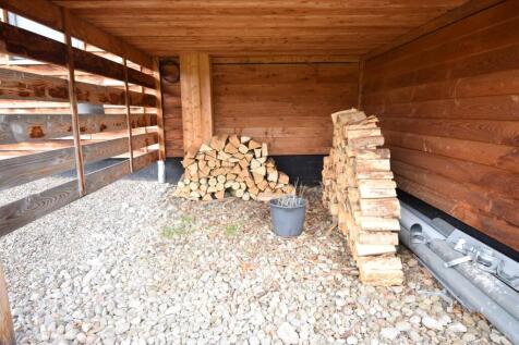 LOG STORE.JPG