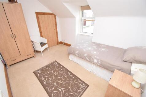 BEDROOM TWO.JPG