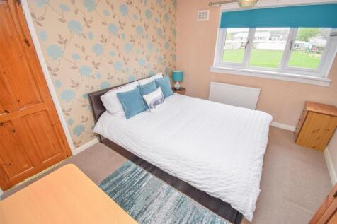 BEDROOM TWO-2.jpg