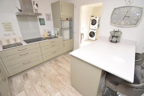 KITCHEN TWO .JPG