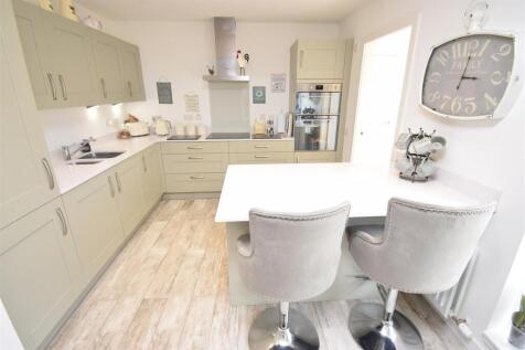 KITCHEN ONE .JPG