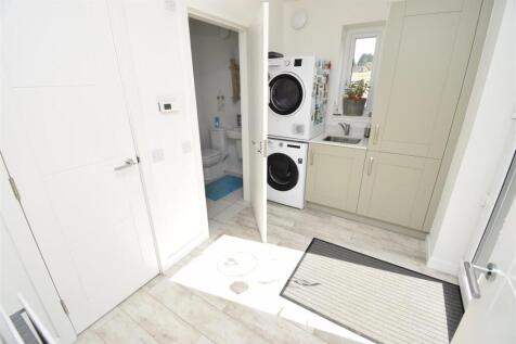 UTILITY  ROOM .JPG