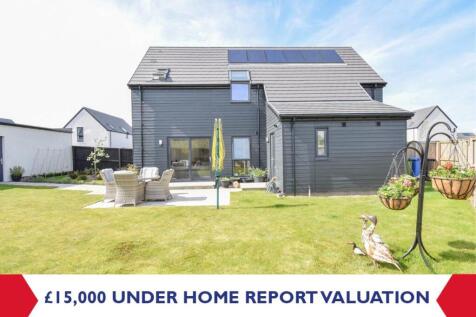 REAR WITH BANNER.jpg