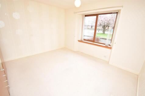 BEDROOM ONE.JPG