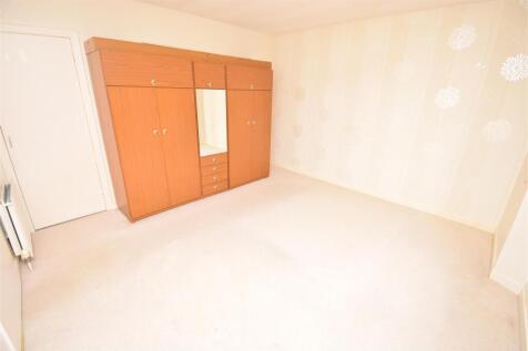 BEDROOM ONE (2).JPG