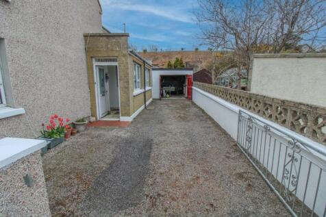 DRIVEWAY-2 EDIT.jpg