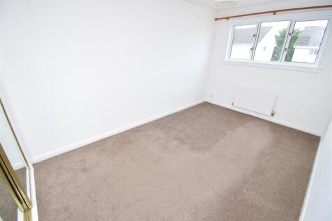 BEDROOM ONE.JPG