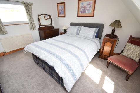 BEDROOM TWO (2).JPG