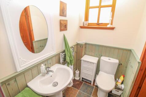 BEDROOM ONE EN-SUITE SHOWER ROOM (2)-2.jpg