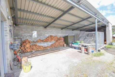 OUTBUILDING