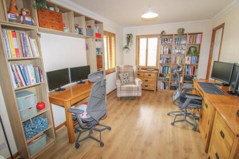 BEDROOM ONE-2.jpg