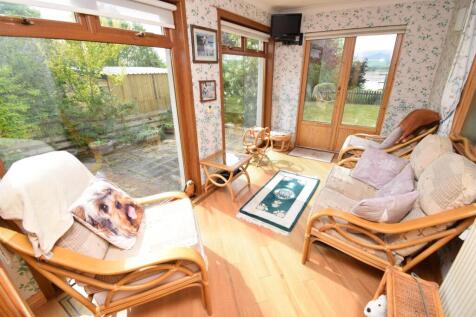SUN ROOM-2.jpg