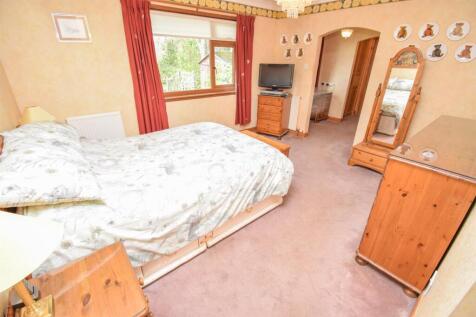 BEDROOM ONE-2.jpg