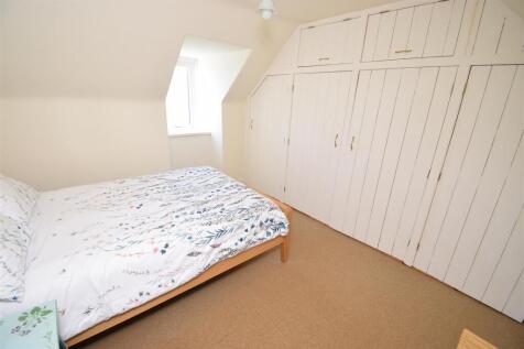 BEDROOM ONE (2).JPG